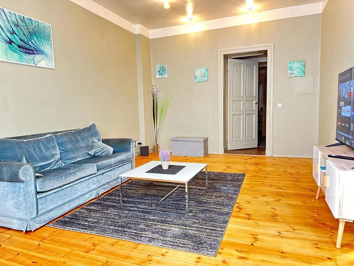kontakty Studio Apartment In Attraktiver Und Zentraler Lage